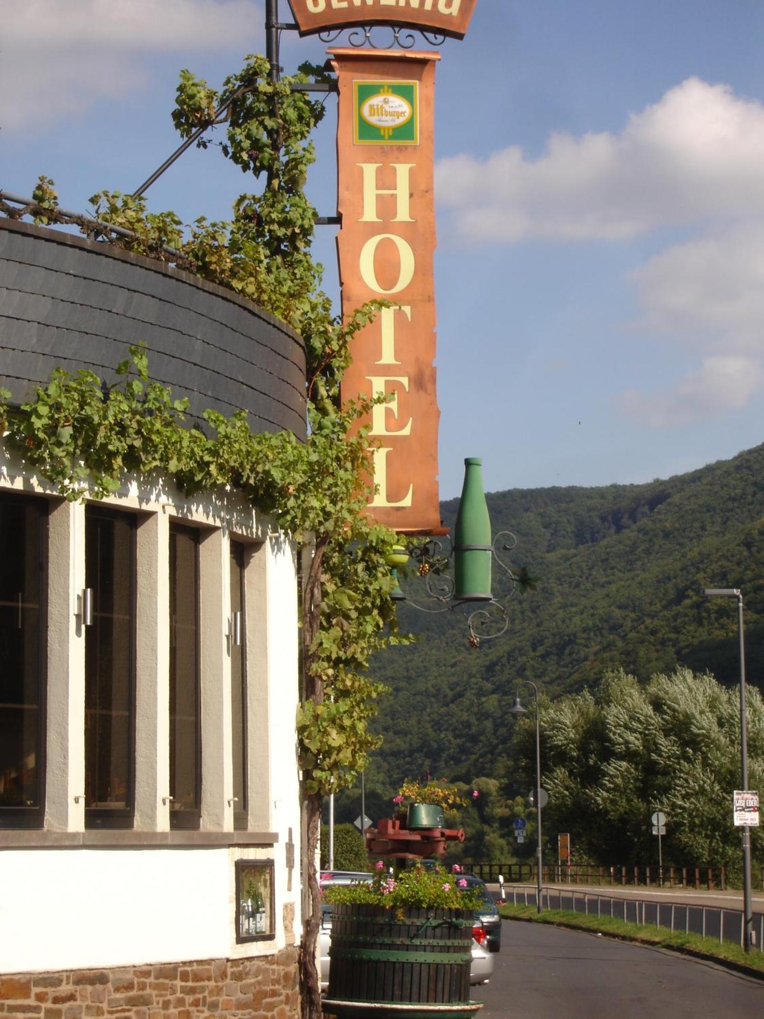 Hotel Sewenig Mueden Ngoại thất bức ảnh