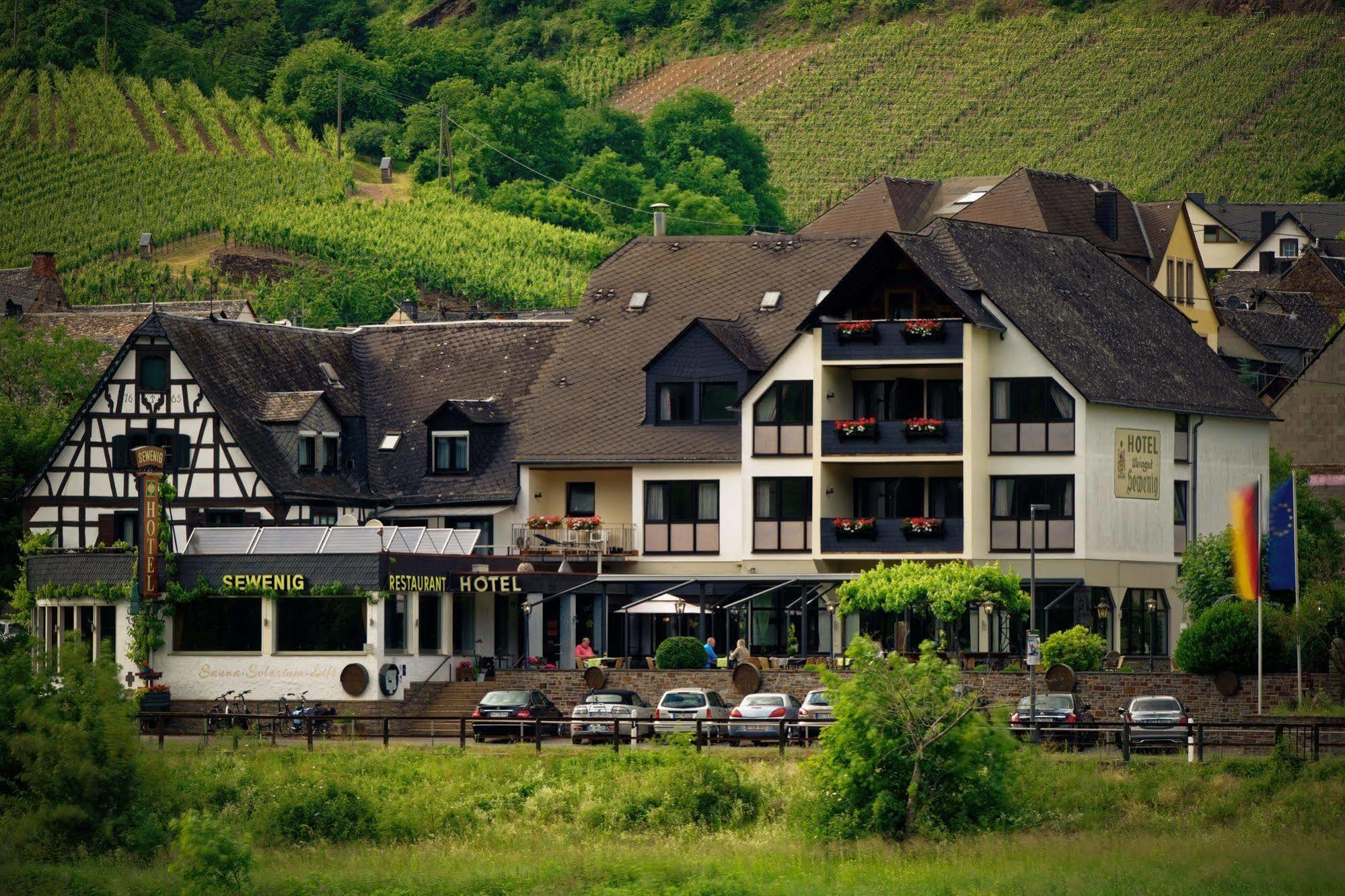 Hotel Sewenig Mueden Ngoại thất bức ảnh